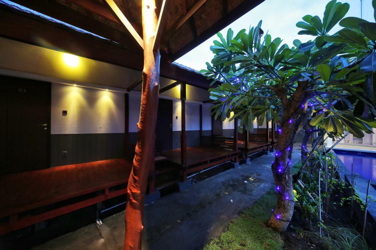 Sari Gili Bungalow 길리 아이르 외부 사진